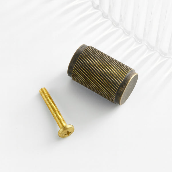 Knop 3146 | Rillet | Antik Messing