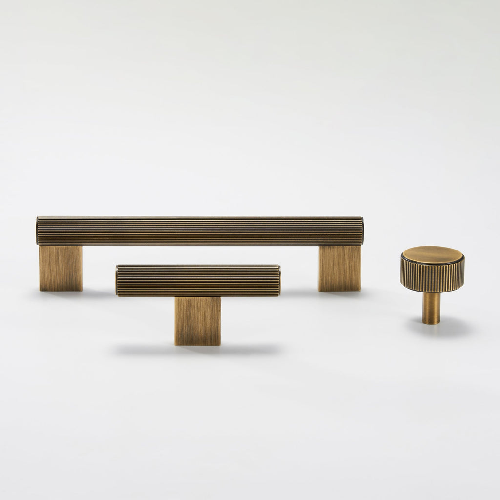 Griff CH052 | Gerändelt | Antikes Messing