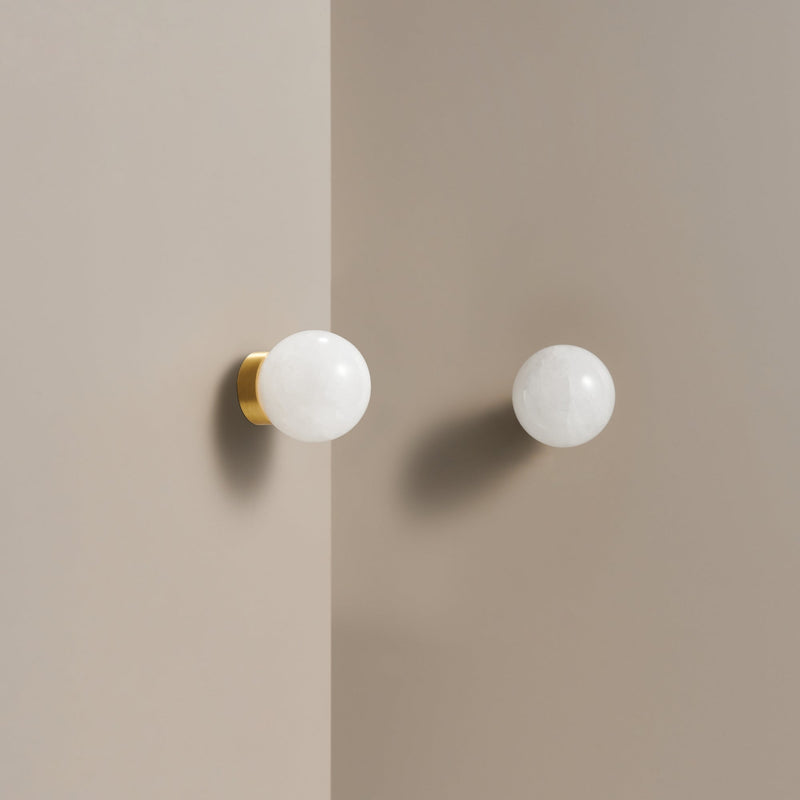 Knopp ch067 i vit sten