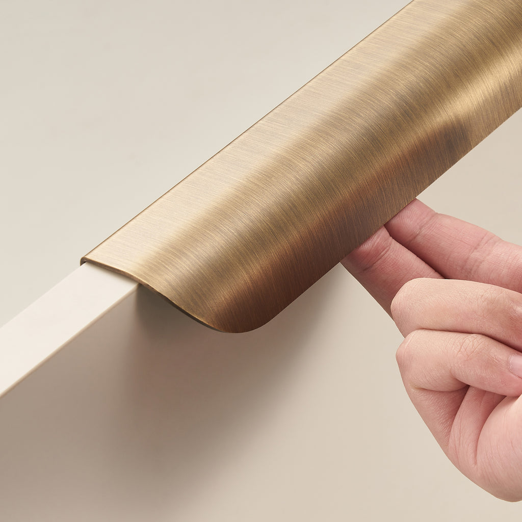 Handle CH015 | Profile | Antique Brass