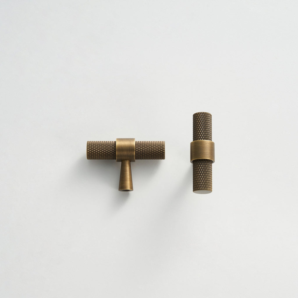 T-bar CH016 | Knurled | Antique Brass