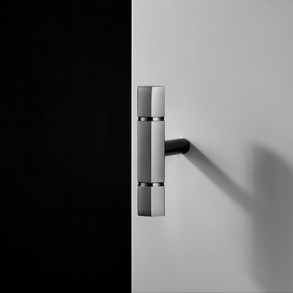 T-Bar 3109 | Black Titanium